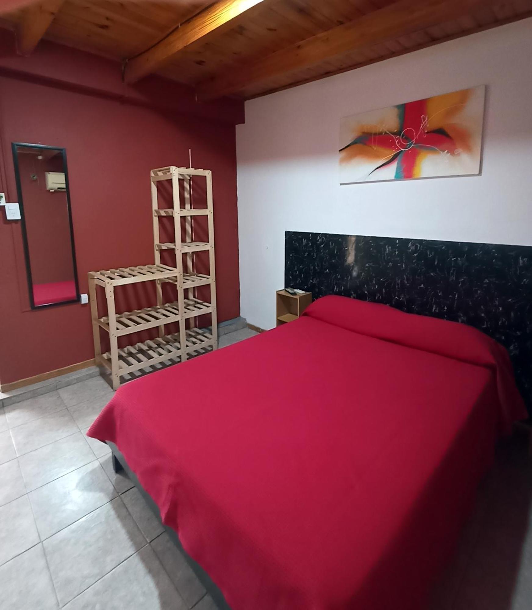 Hostel Estacion Мендоса Экстерьер фото